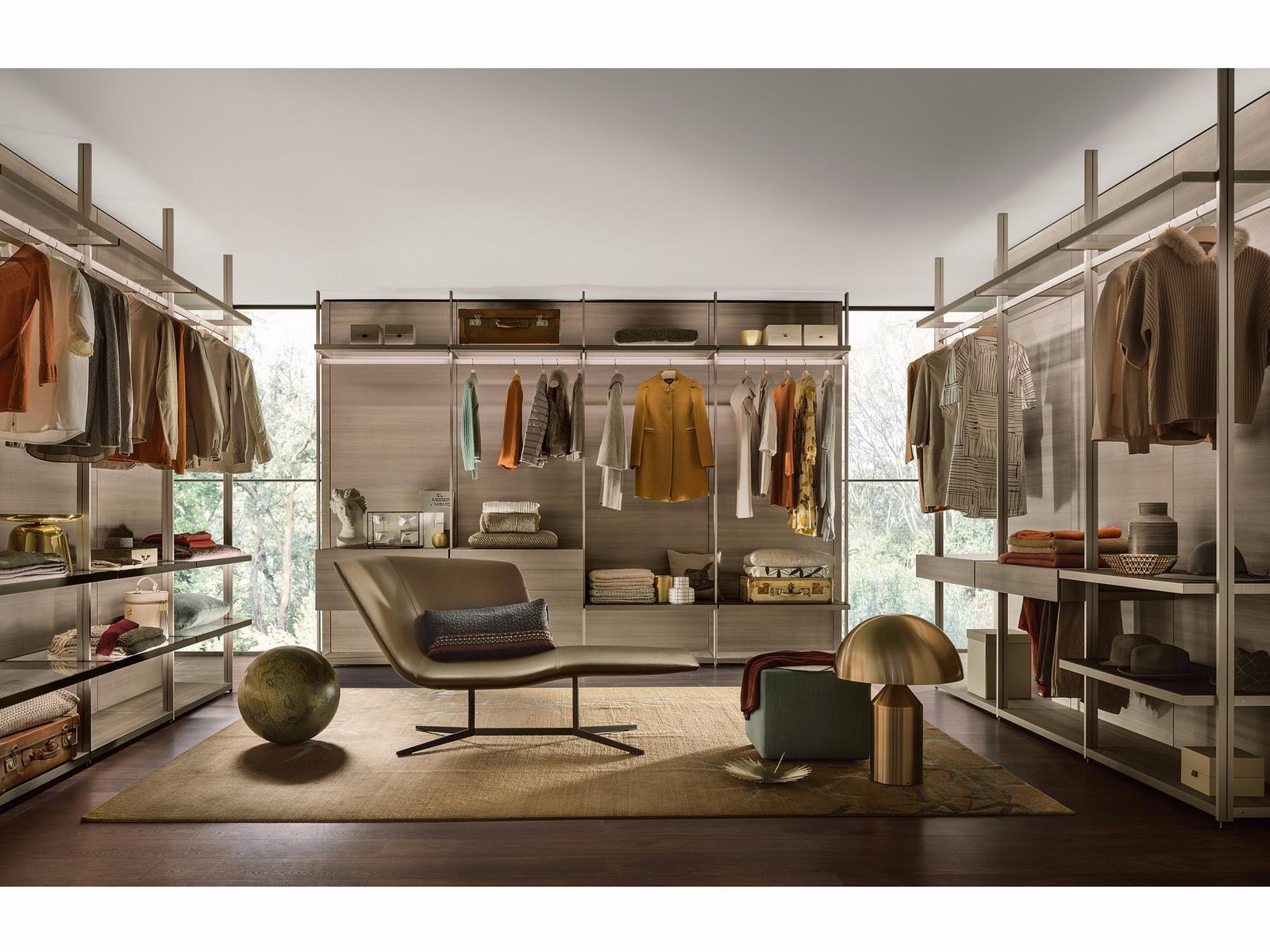 Sectional custom walk-in wardrobe | Hangar by Lema