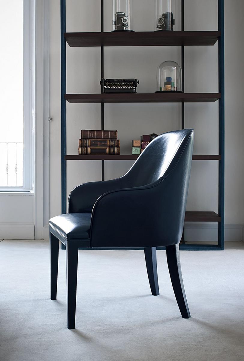 Contemporary style upholstered leather easy chair with armrests | Decor by Baxter