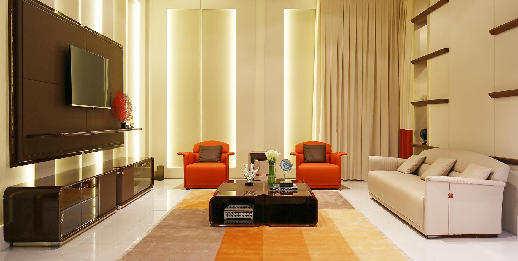 Handmade rug with geometric shapes | Madison by Turri