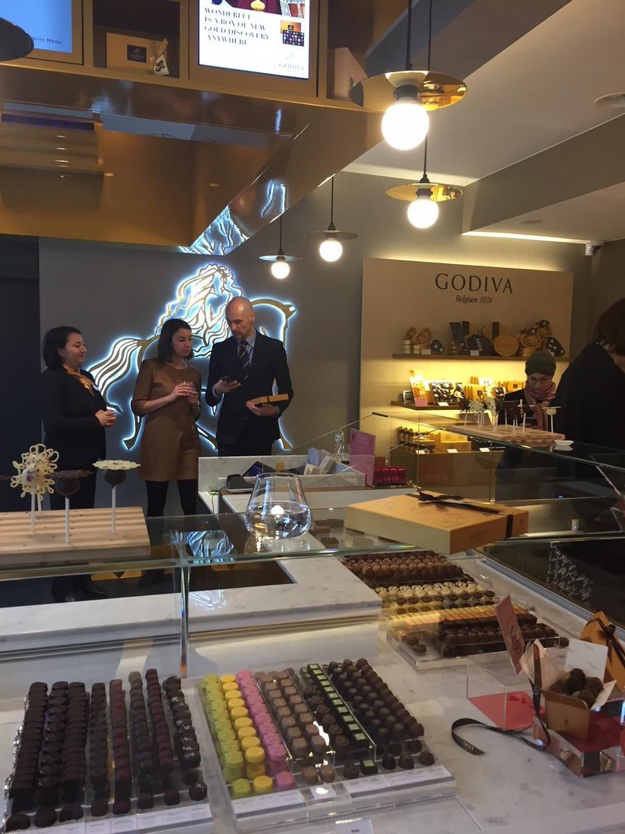 LED glass ceiling lamp | Forever 27 by Dark