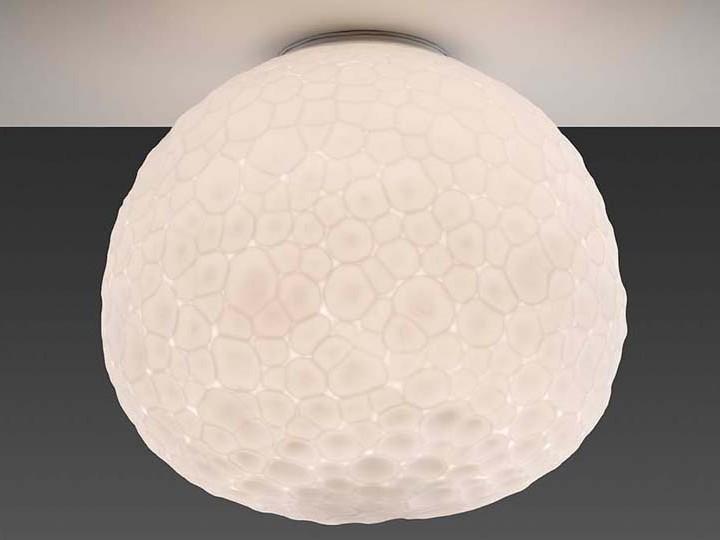 Halogen blown glass ceiling lamp | Meteorite by Artemide
