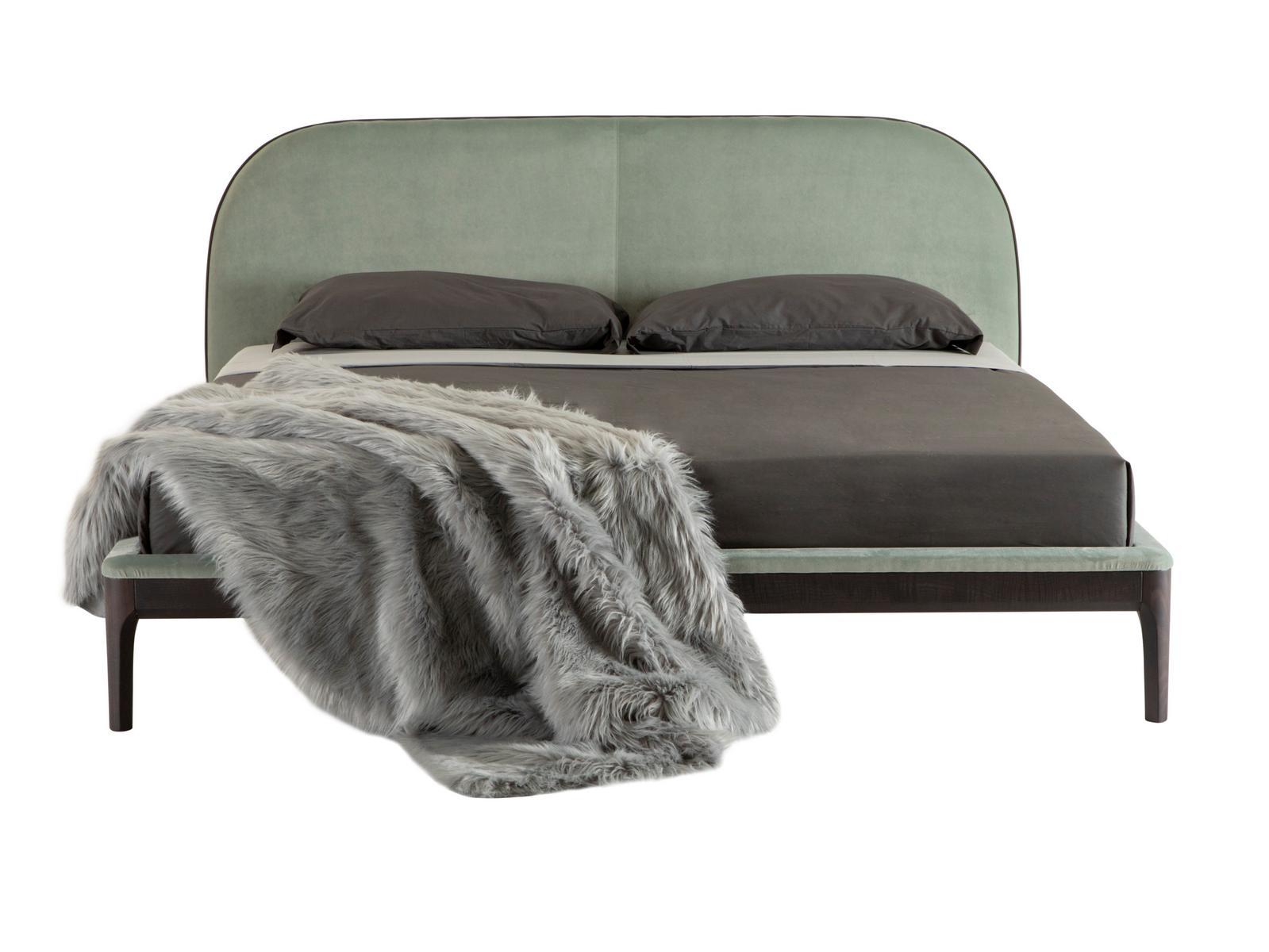 Velvet double bed with upholstered headboard | Bernini by Tonin Casa