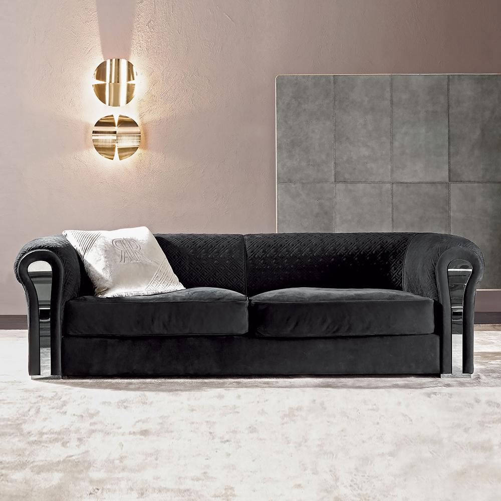 Leather sofa in a classic style | Amnesia by Rugiano