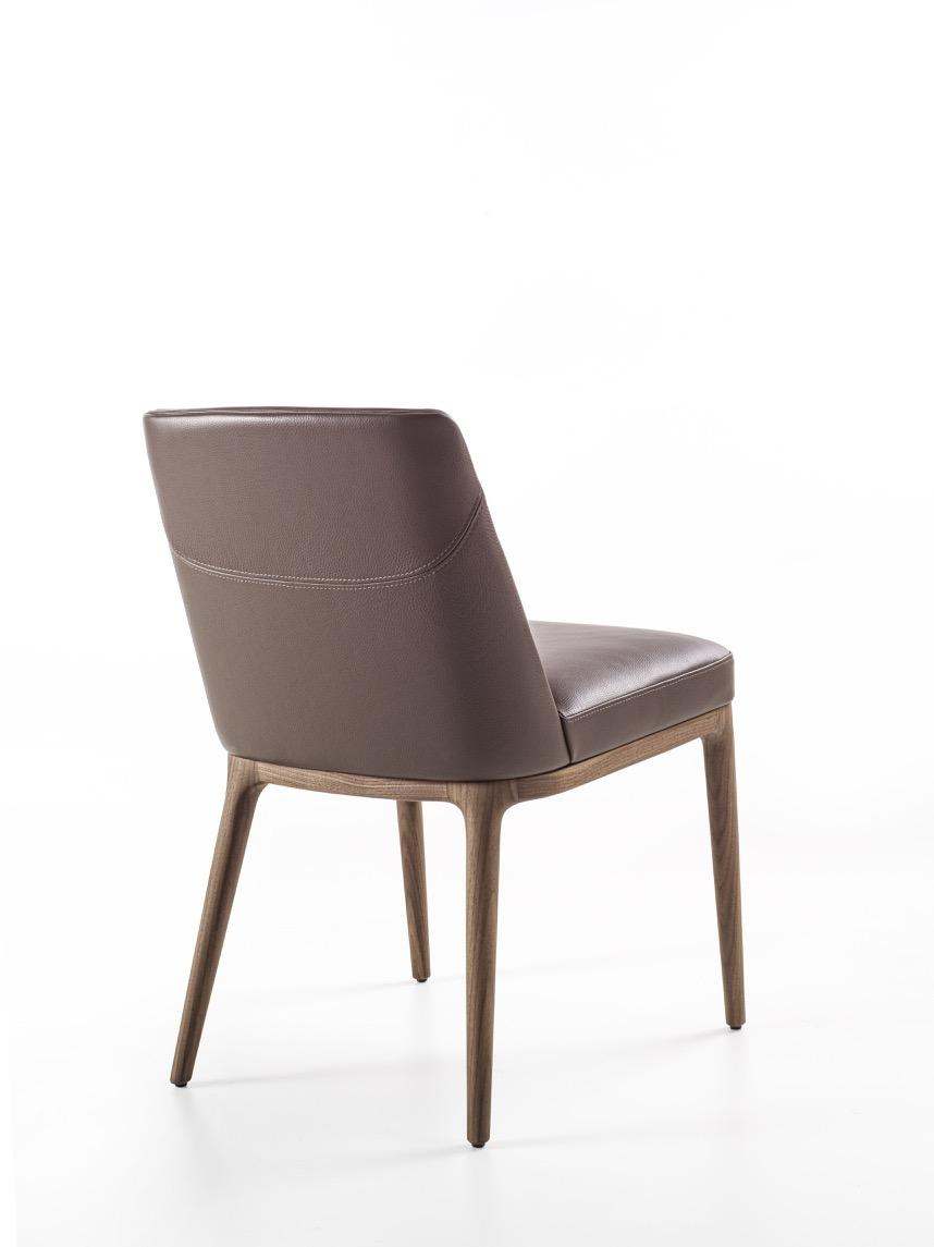 Upholstered leather chair | Amanda by Frigerio