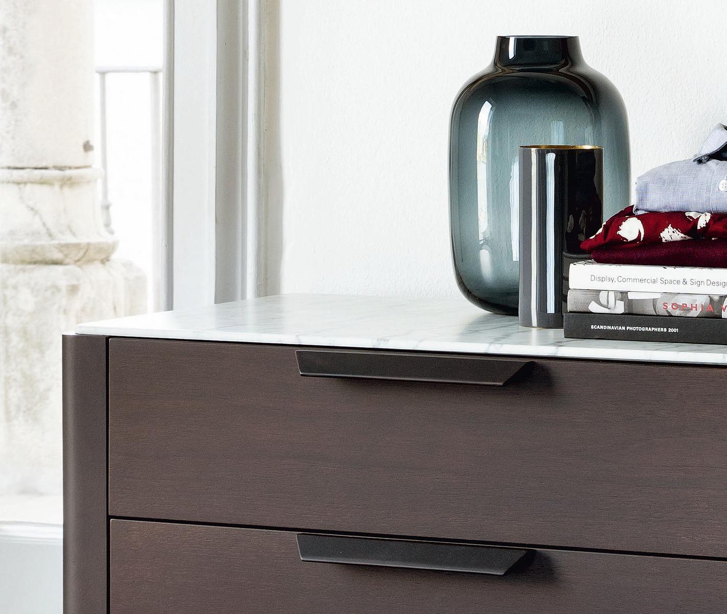Walnut chest of drawers | Ziggy 6 by Porada