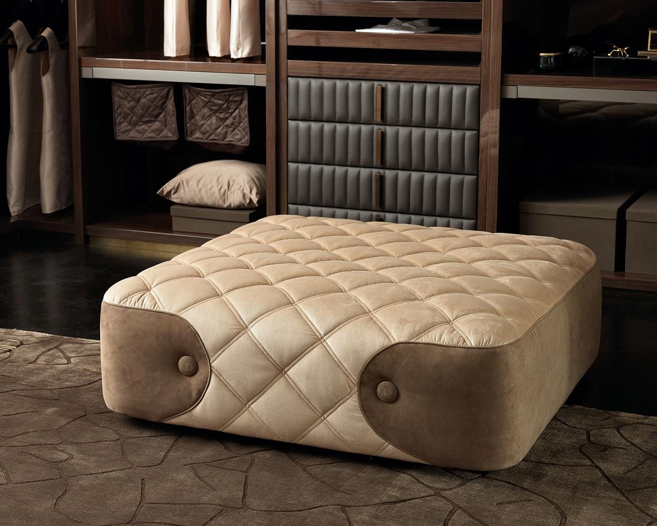 Square leather pouf | Wimbledon by Daytona