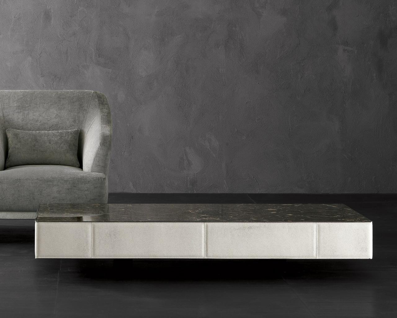 Marble coffee table in a classic style | Hugo by Rugiano