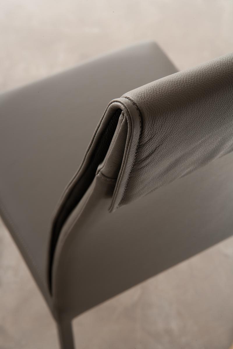 Upholstered leather chair | Luxy by Ozzio Italia