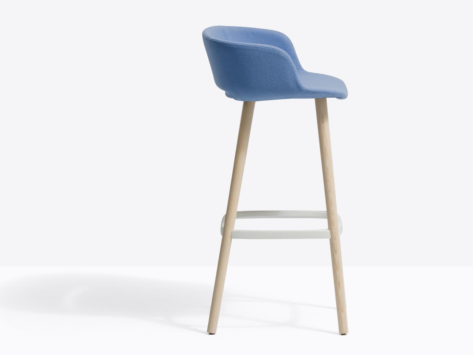 High upholstered fabric stool with back | Babila 2758/2 by Pedrali