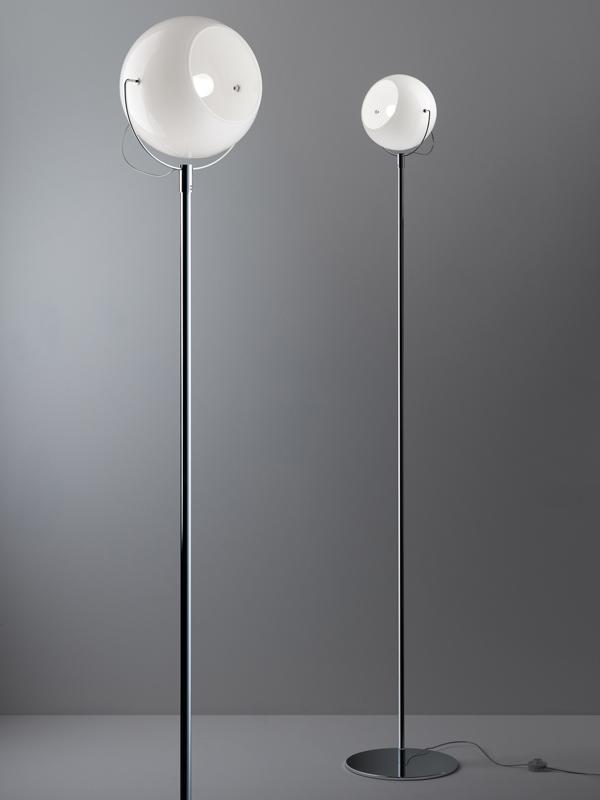 Adjustable chrome plated floor lamp | Beluga White by Fabbian