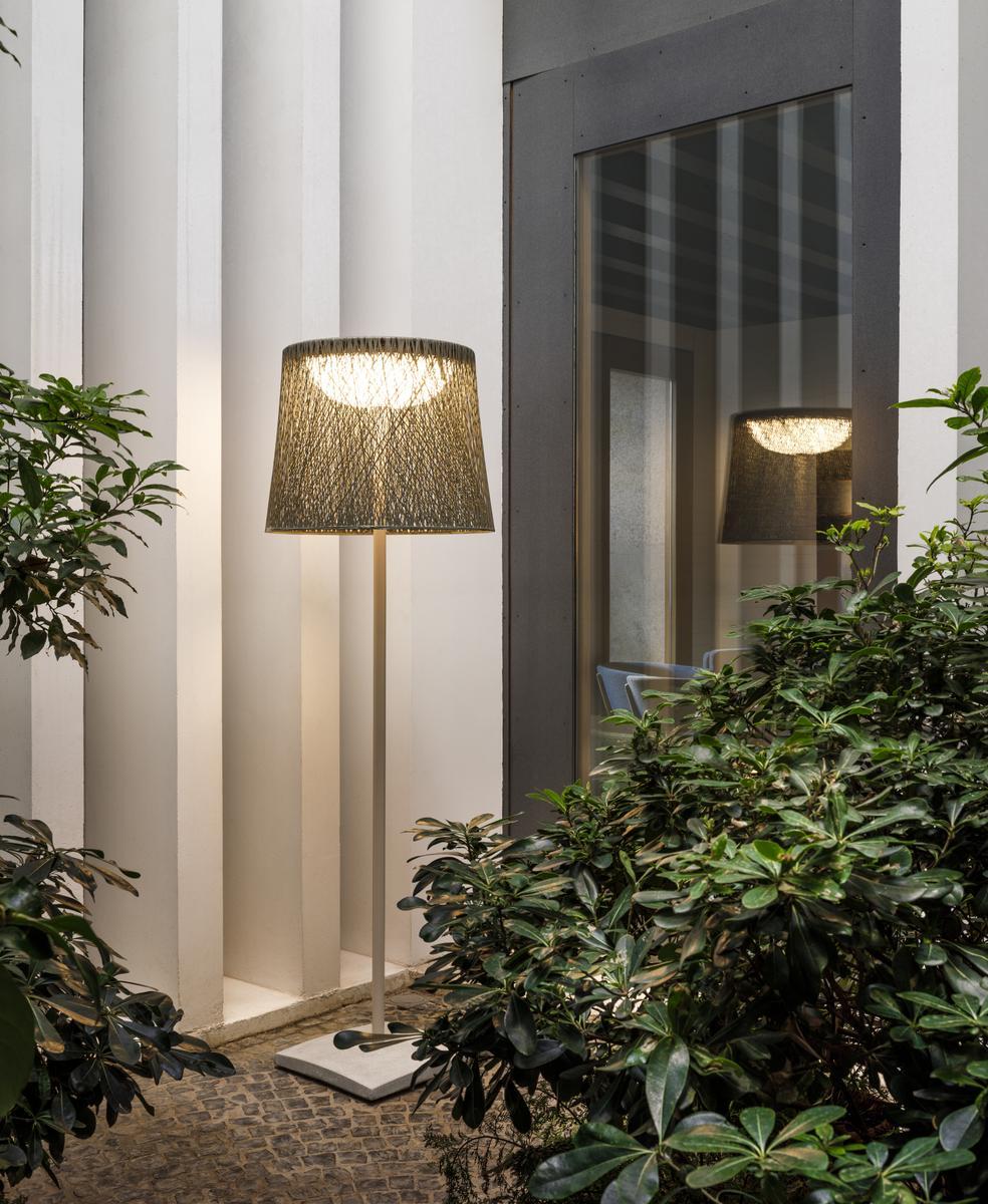 Fluorescent floor lamp | Wind 4057 by Vibia