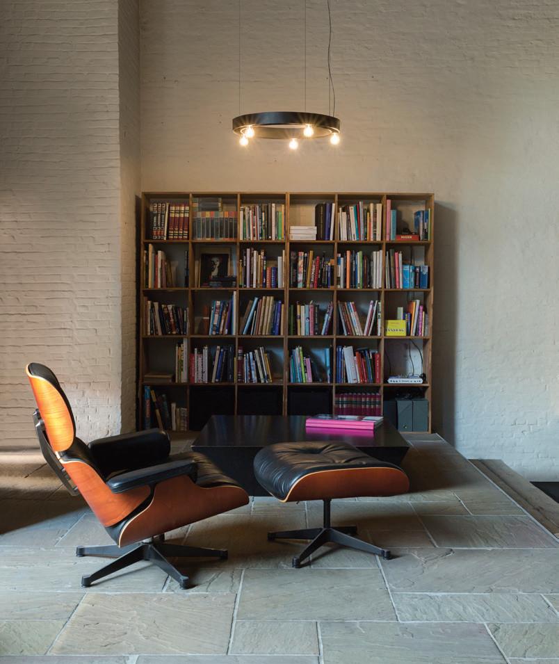 LED direct-indirect light pendant lamp | Super Oh by Delta light