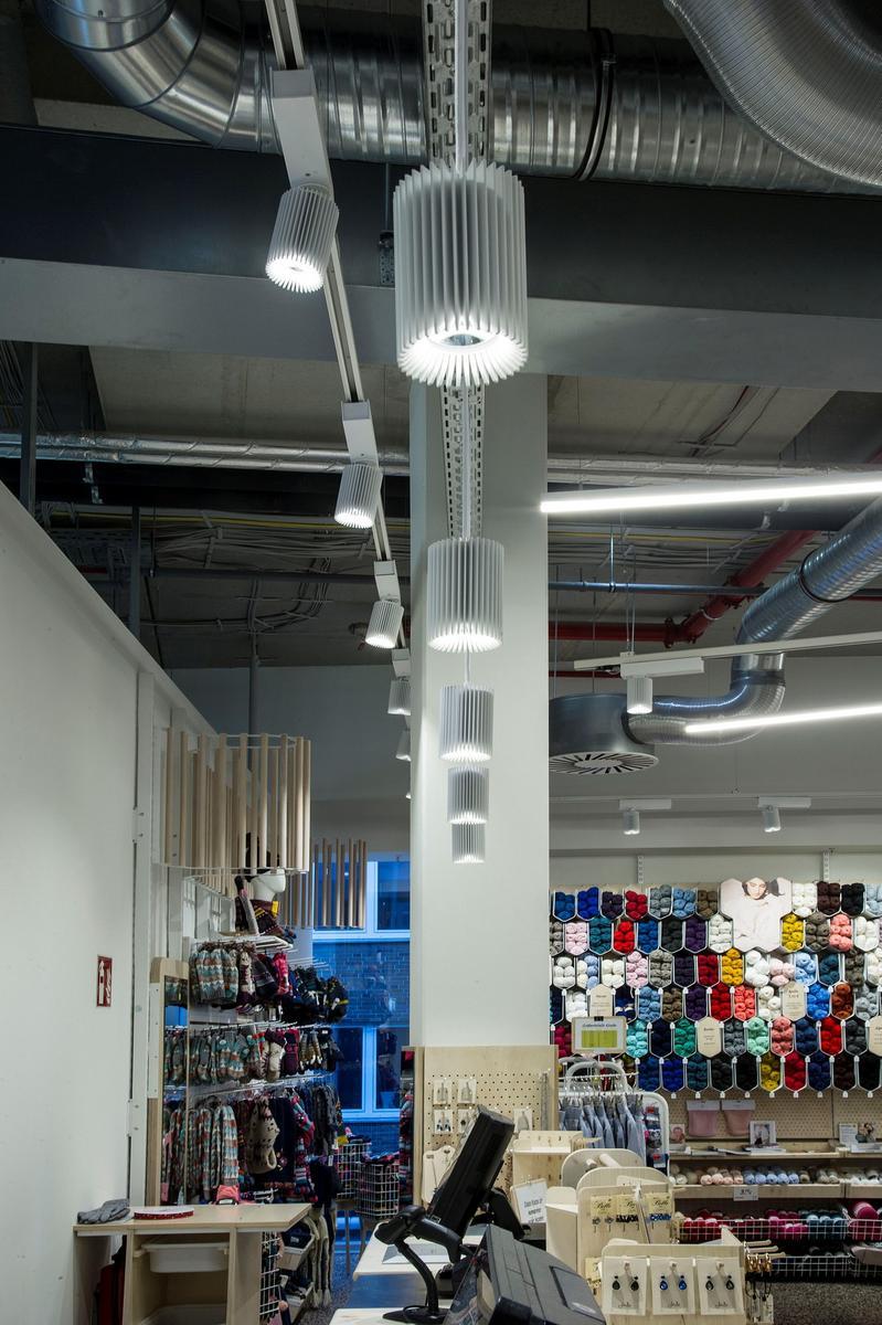 LED aluminium track-Light | Coolfin by Dark