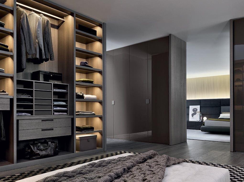 Sectional wooden walk-in wardrobe | Senzafine by Poliform