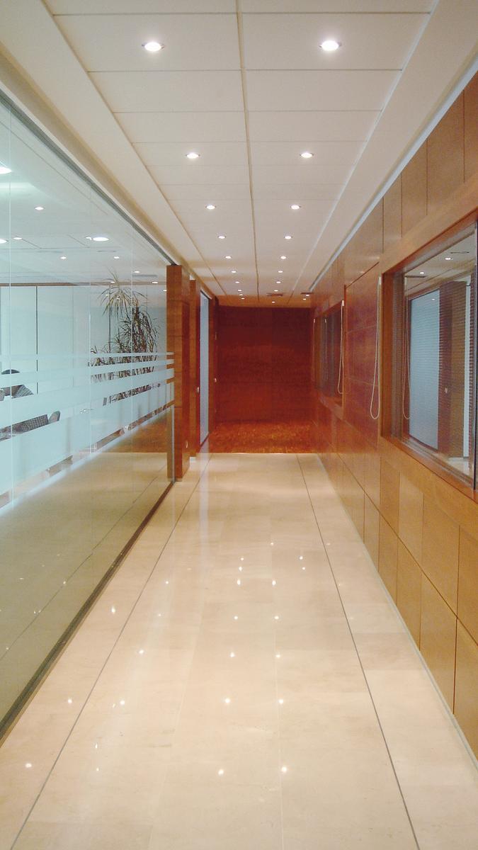 Round recessed aluminium spotlight | Basic 12v & 230v by Arkoslight