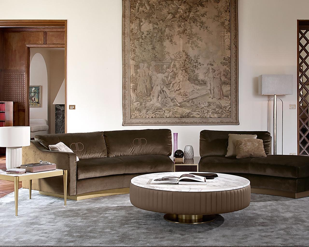 Round leather coffee table | Giove by Daytona