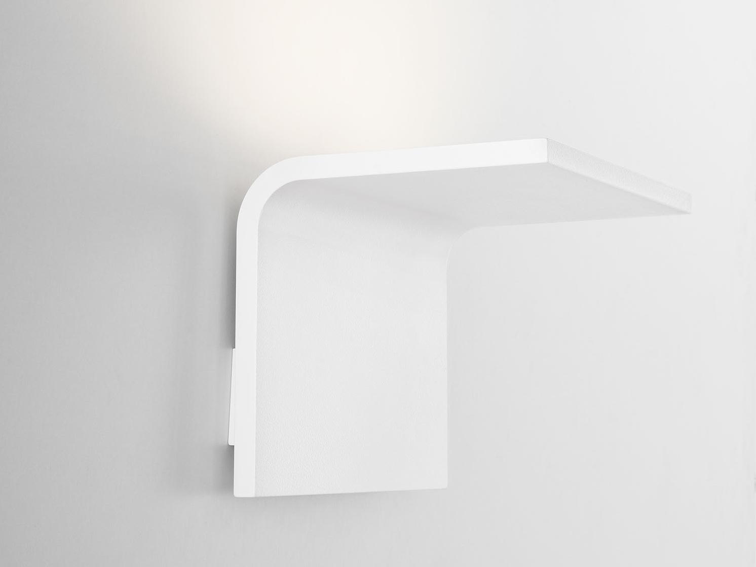 LED indirect light wall light | Turn by Olev