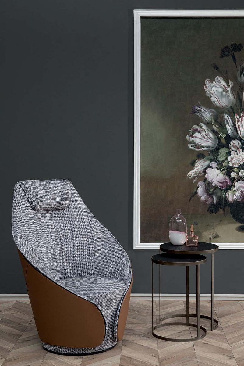 Round wooden high side table | Hammer by Tonin Casa