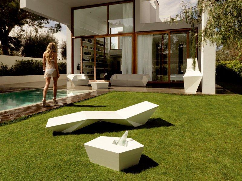 Low garden side table | Faz by Vondom