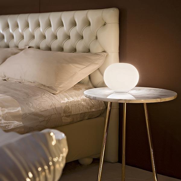 Opal glass table lamp with dimmer | Glo-ball Basic Zero by Flos