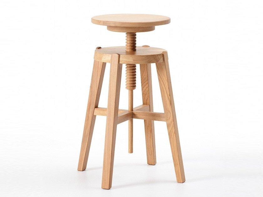 Height-adjustable wooden stool | Move by Altacorte