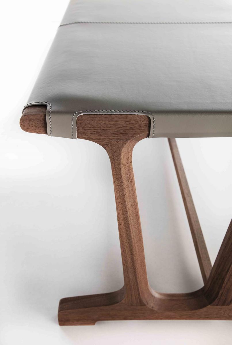 Upholstered solid wood bench | Archè by Frigerio