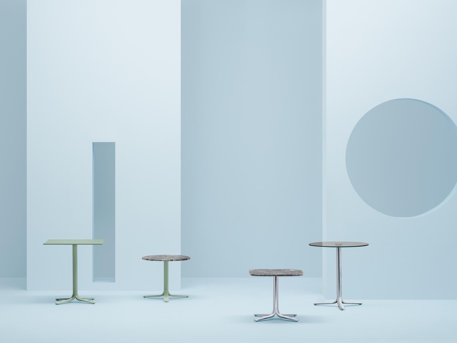 Round aluminium bistro side table | Fluxo 5463_h500 by Pedrali
