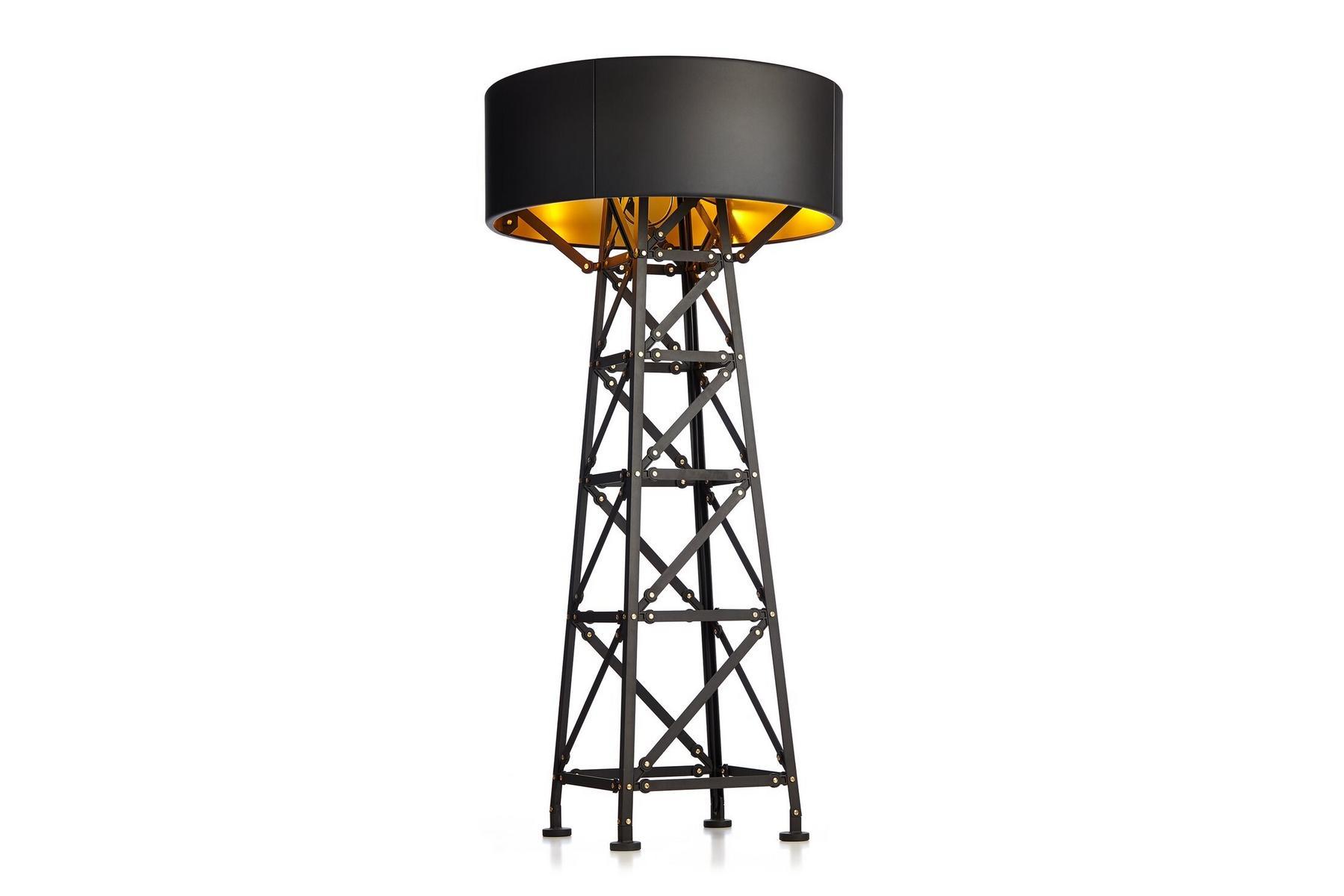 Aluminium floor lamp with dimmer | Construction by Moooi