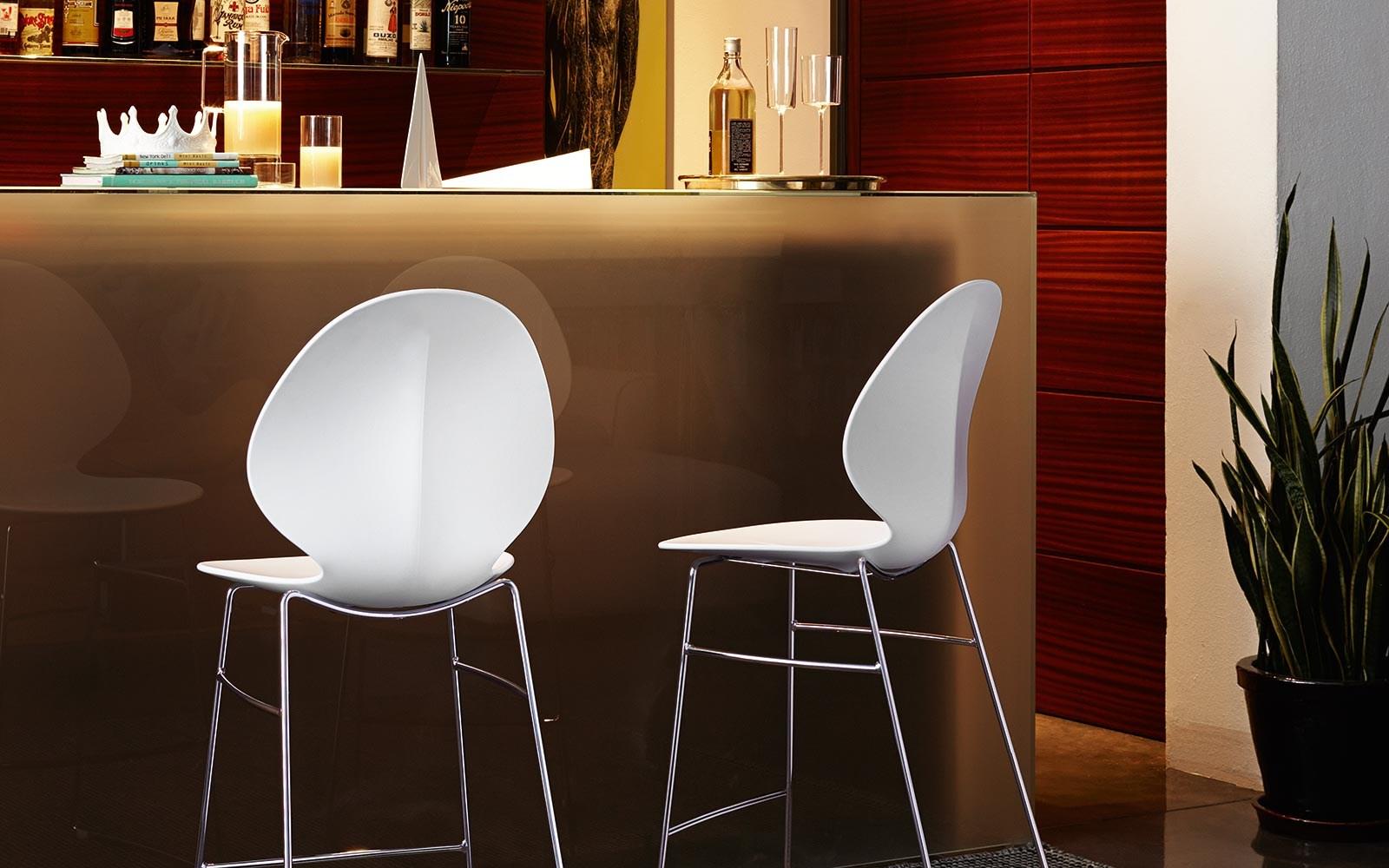 Sled base chair | Basil by Calligaris