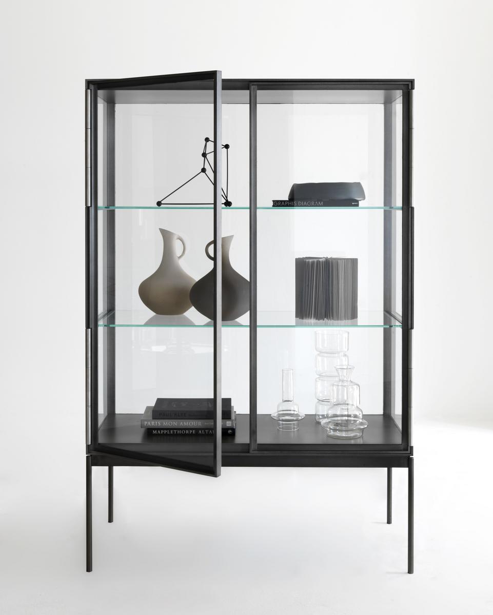Glass and aluminium display cabinet | Galerist by Lema