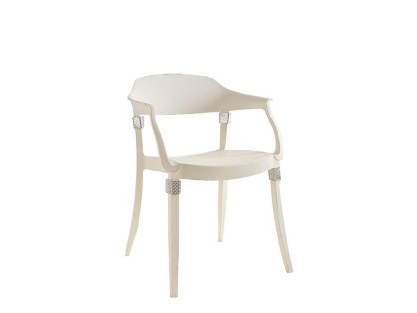 Wooden chair with armrests | Fashion Time by Barnini Oseo