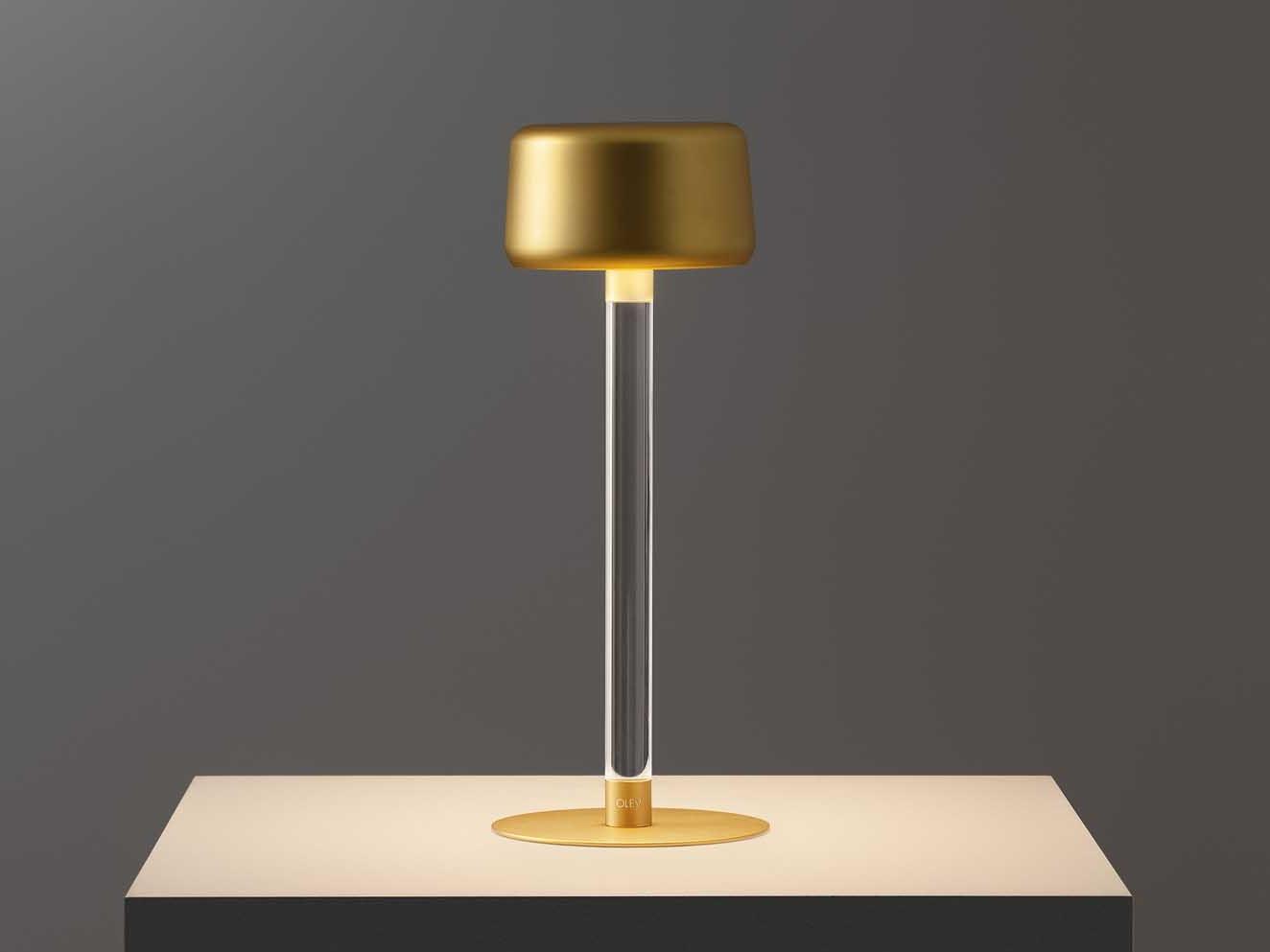 LED cordless table lamp with USB charging | Tee by Olev