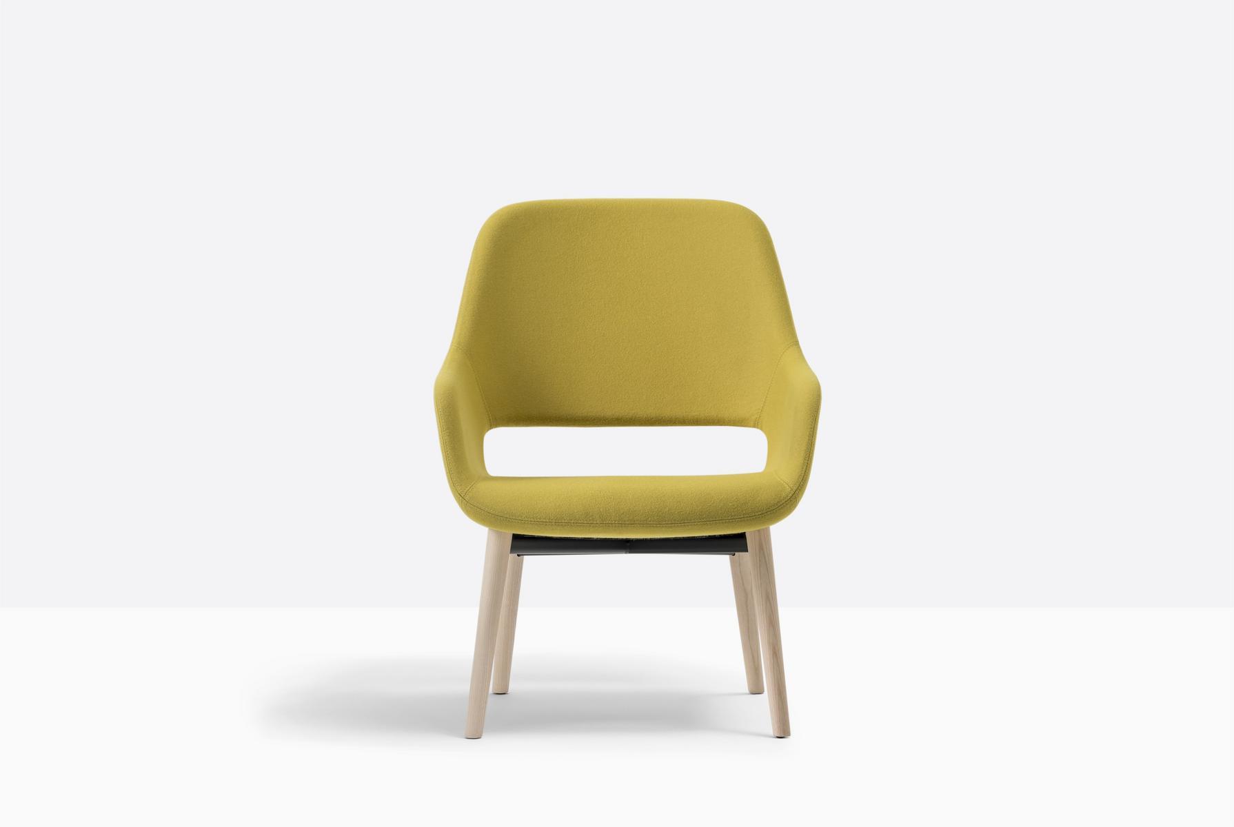 Upholstered fabric easy chair with armrests | Babila Comfort 2759 by Pedrali