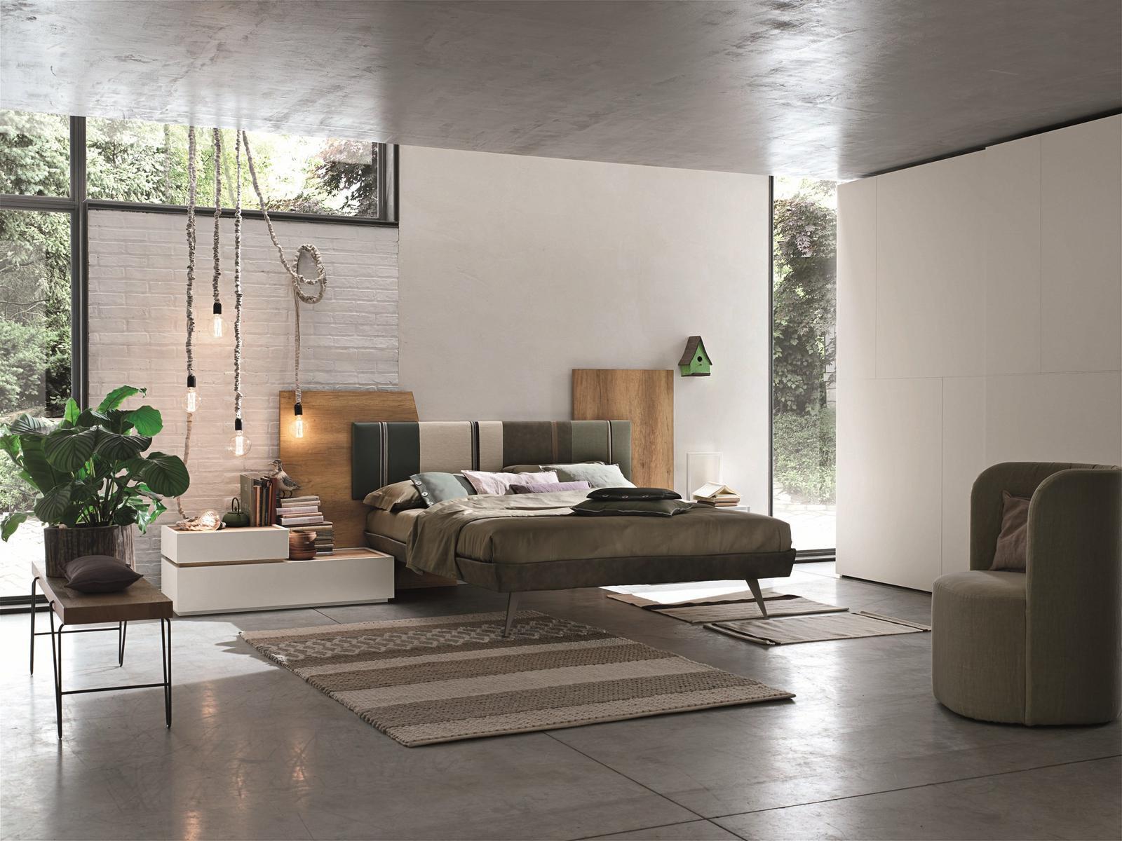 Wooden bedside table with drawers | Replay by Tomasella