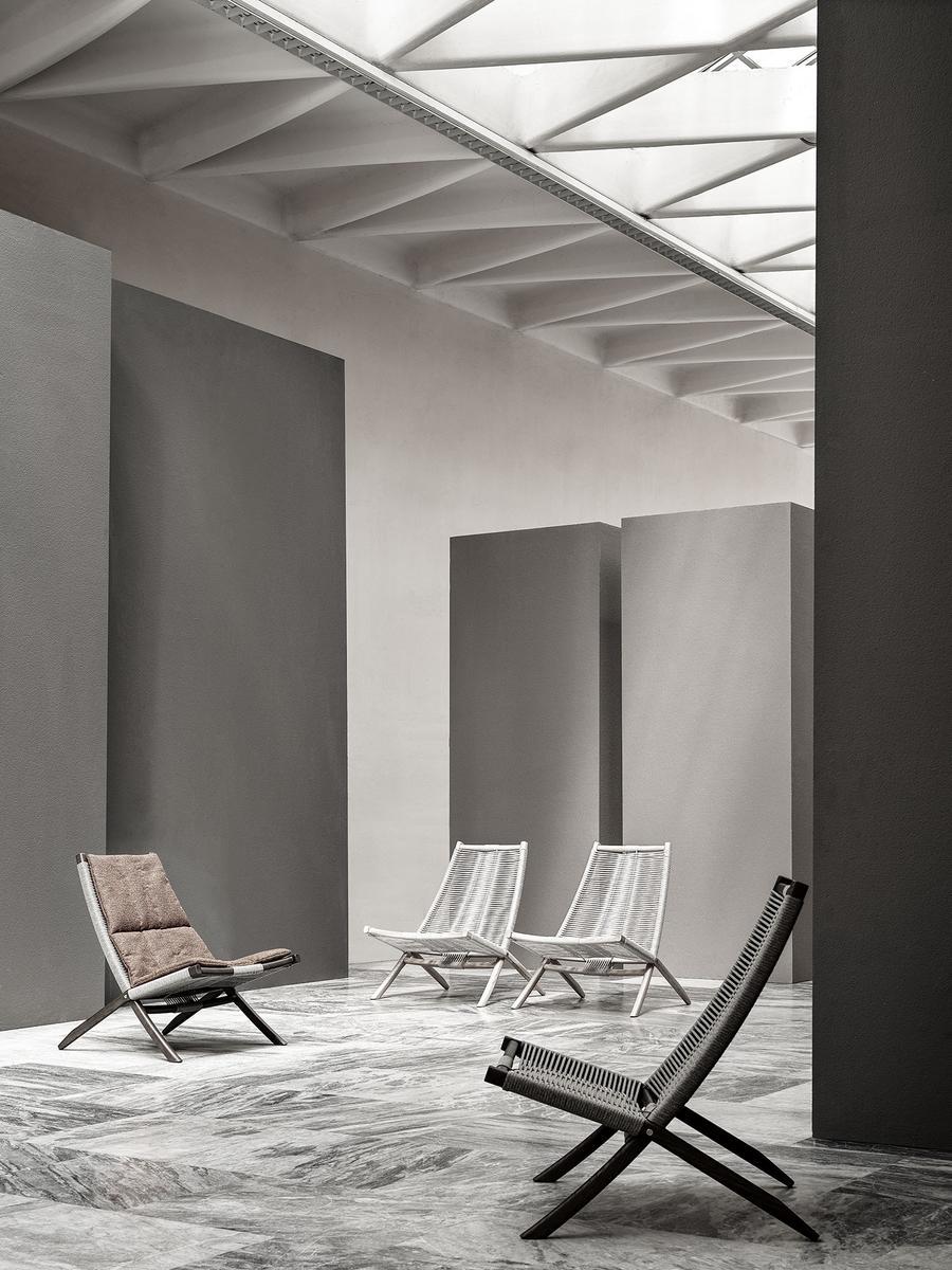 Rope, fabric and ash armchair | Huli by Frigerio