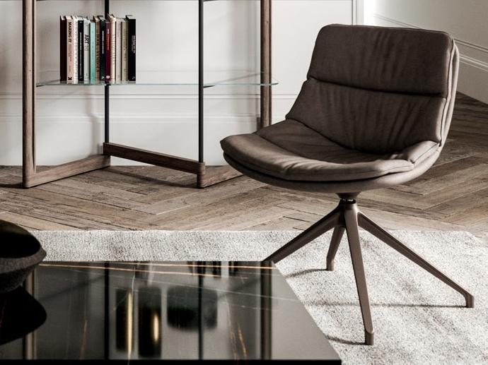 Swivel trestle-based leather chair | Sveva by Ozzio Italia