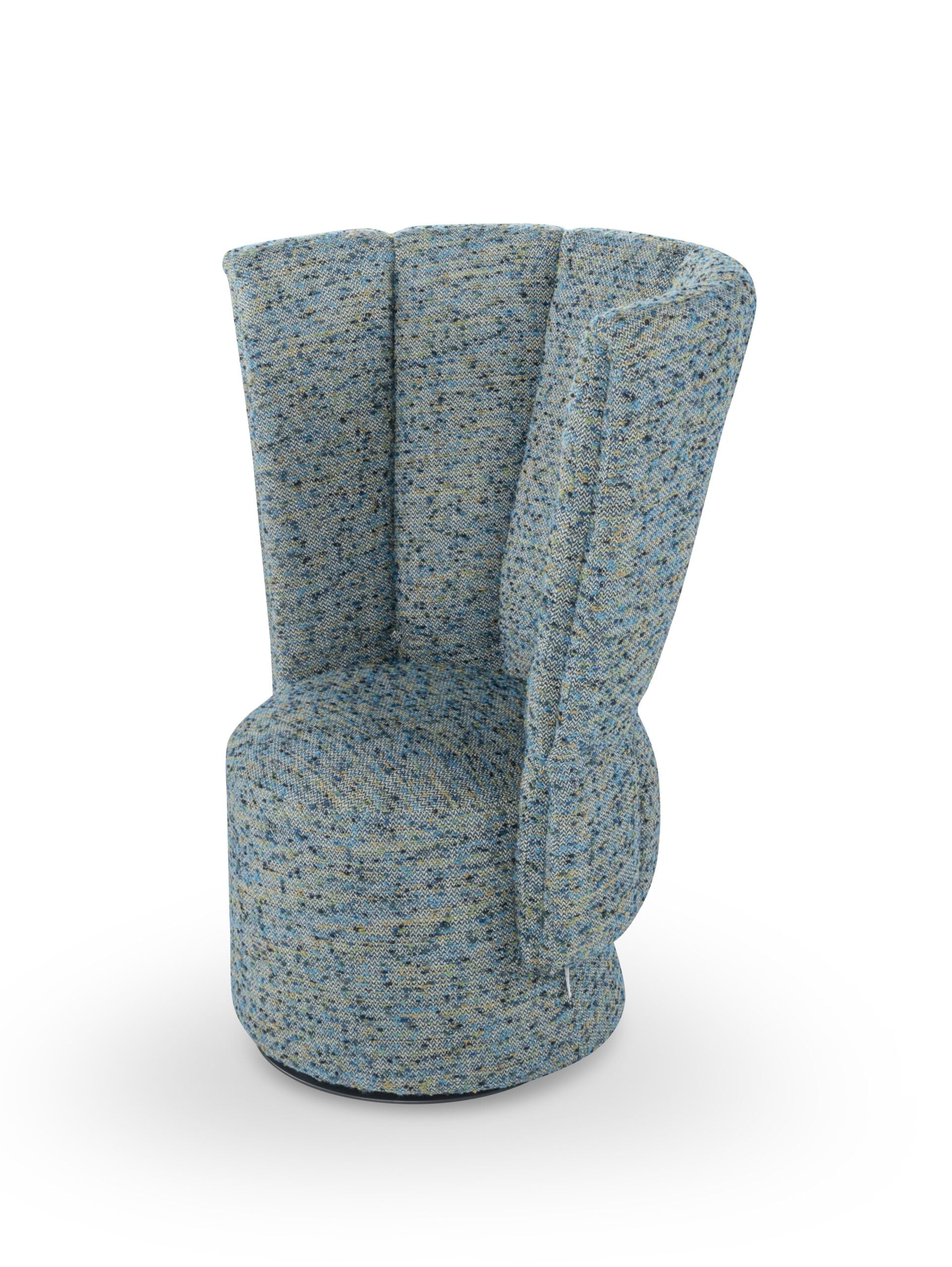 Vivì chair offers an intimate, soul-refuge with a high back and tail base design, available in swivel, container options, and leather or fabric. | Vivi by Calia Italia