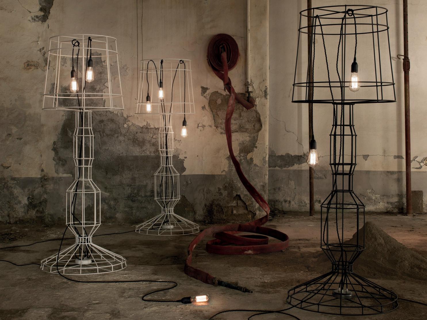 Metal floor lamp | Sisma by Karman