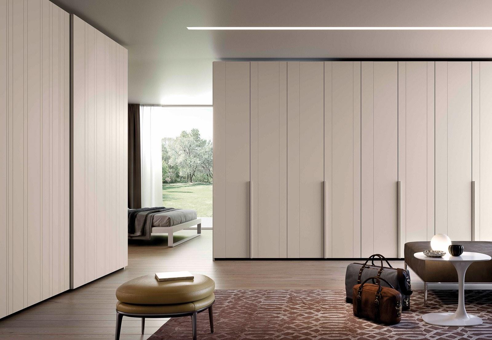 Sectional wooden wardrobe | Decor by Olivieri