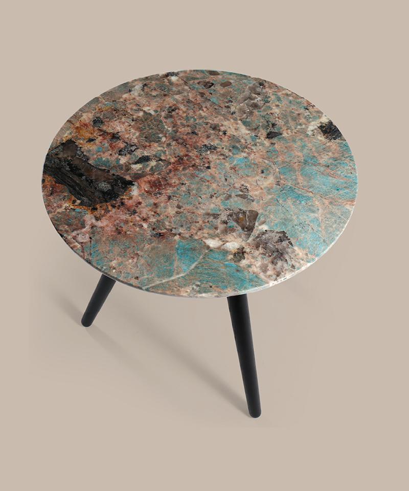 Round marble coffee table | Light by Borzalino