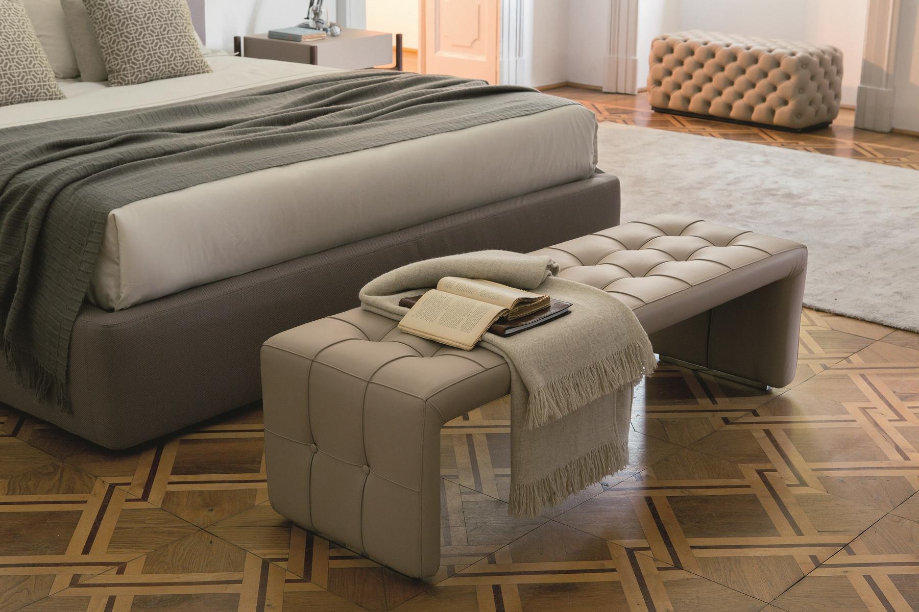 Tufted leather bench | Scarlett by Porada