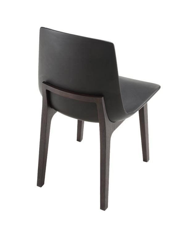 Upholstered leather chair | Ventura by Poliform