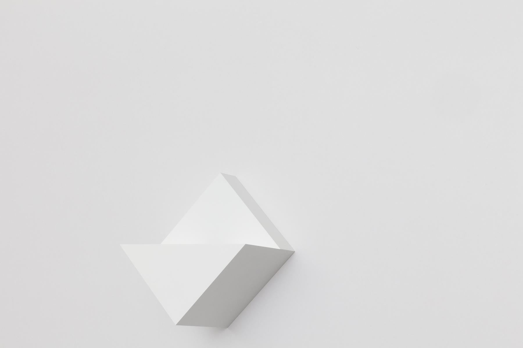 LED polycarbonate wall lamp | Gradient by Vibia