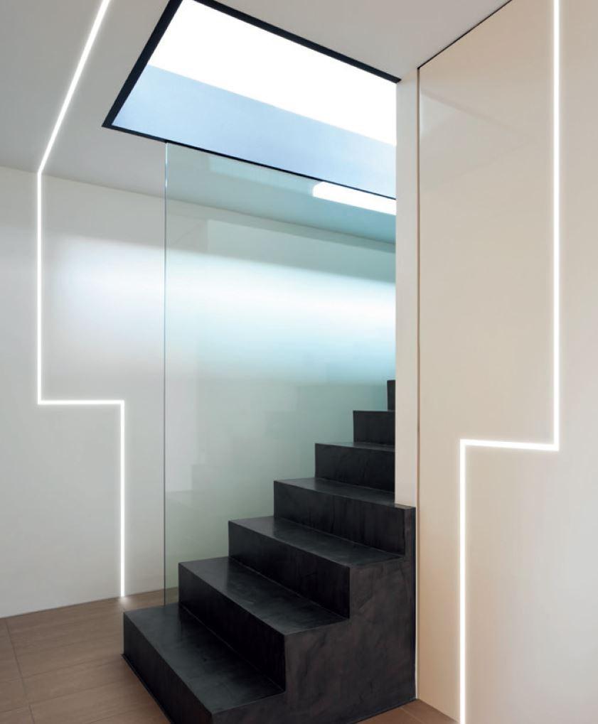 Extruded aluminium linear lighting profile | Brooklyn Out by Panzeri