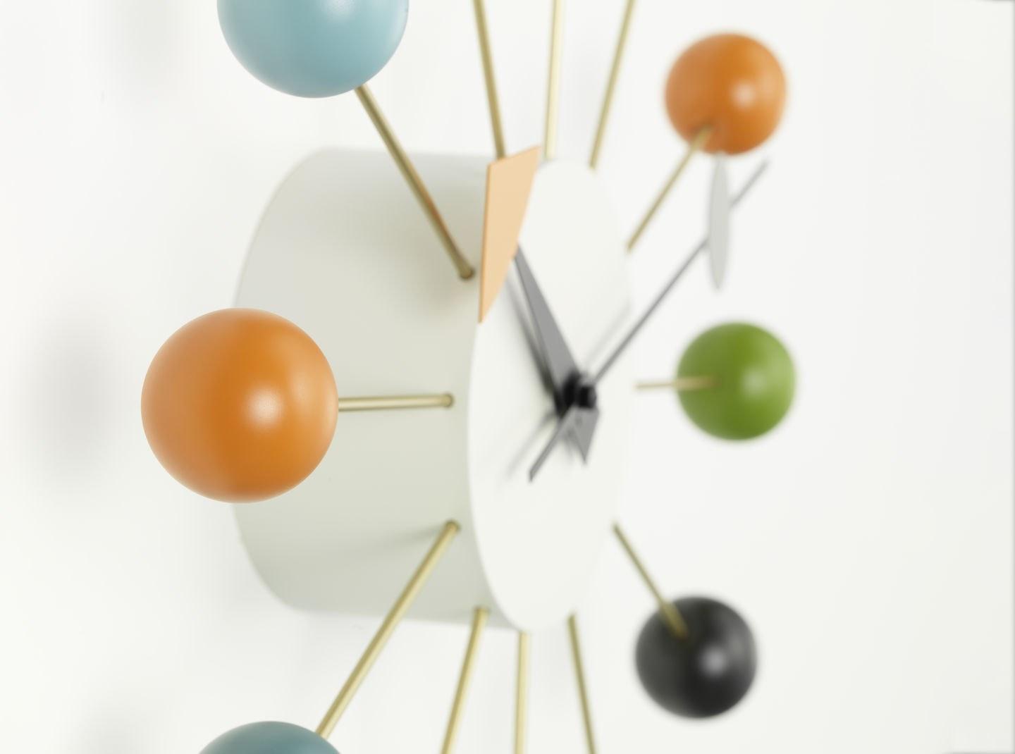 Wooden and metal wall clock | Ball by Vitra
