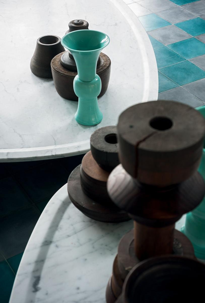 Low coffee table |  by Baxter