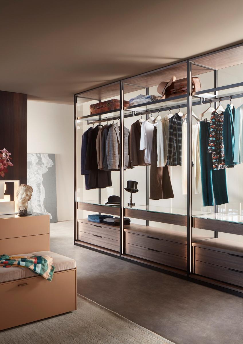 Sectional walk-in wardrobe | Open by Lema
