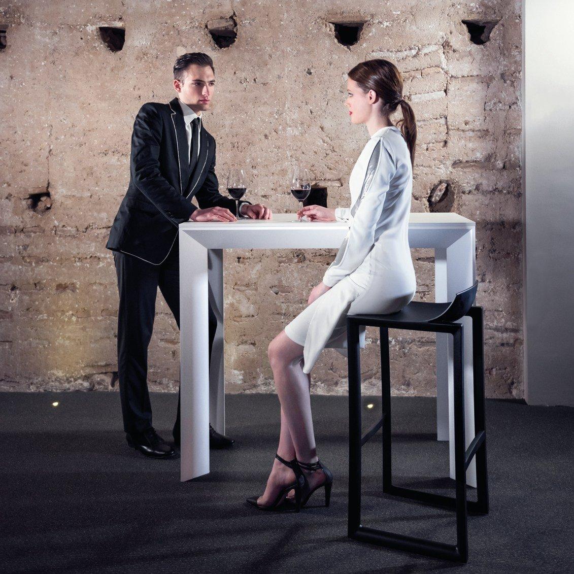 Polypropylene barstool with footrest | Africa by Vondom