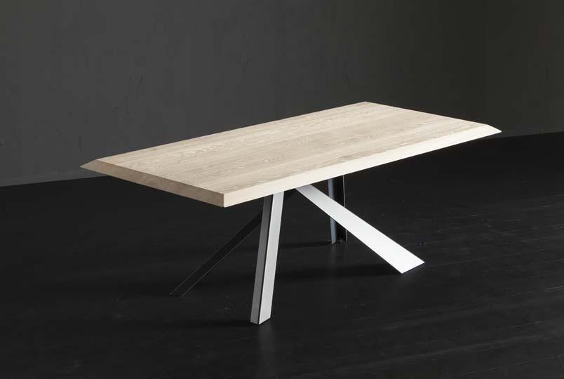 Rectangular wooden dining table | Rio + Metal by Altacorte