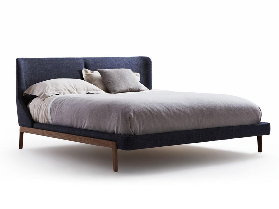 Double bed with upholstered headboard | Fulham by Molteni